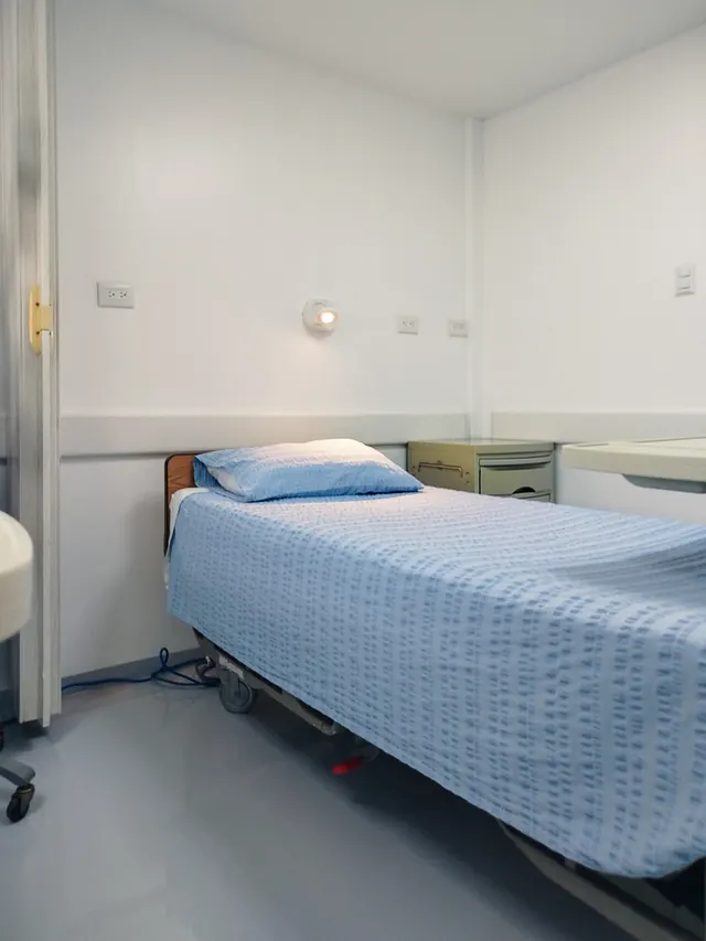 Cuarto de recuperación del Hospital Cristiano de Guatemala, zona 12 (foto 6)
