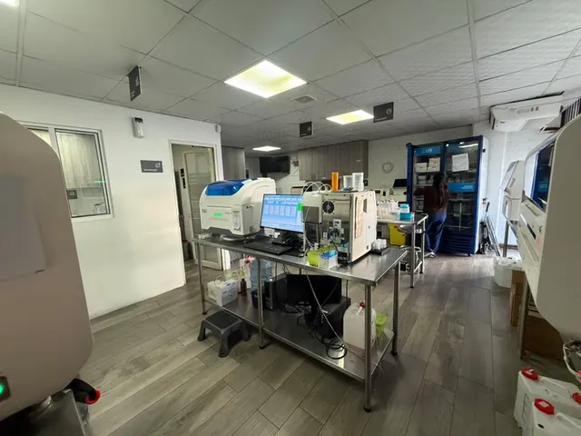 Laboratorio LabCenter del Hospital Cristiano de Guatemala, zona 12 (foto 5)