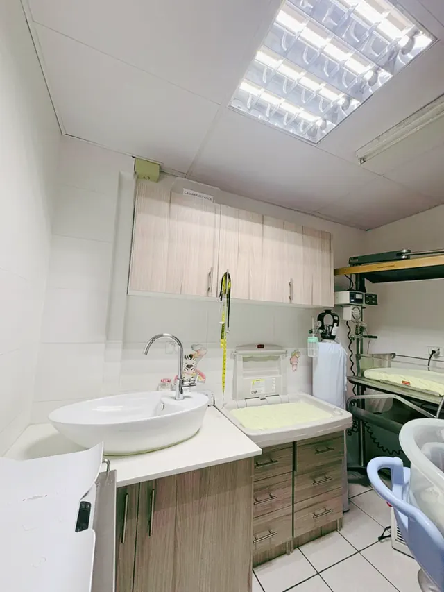 Sala cuna del Hospital Cristiano de Guatemala, zona 12 (foto 2)
